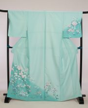 撮影のみレンタル　11.000円 撮影＆お出かけレンタル　22.000円 共に着付け費用込み